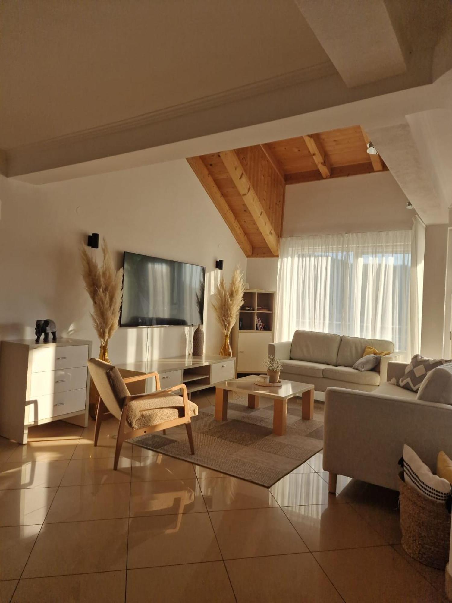 Marmoris Apartment *